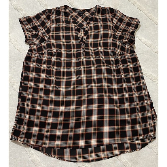 Torrid Blouse Women's 2X Black Short Sleeve Georgette Hi-Low Tunic EUC - Picture 1 of 7